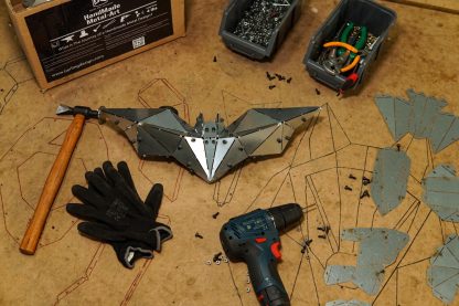 Batman Geometric 3D Metal Statue Wall Decor - Görsel 2